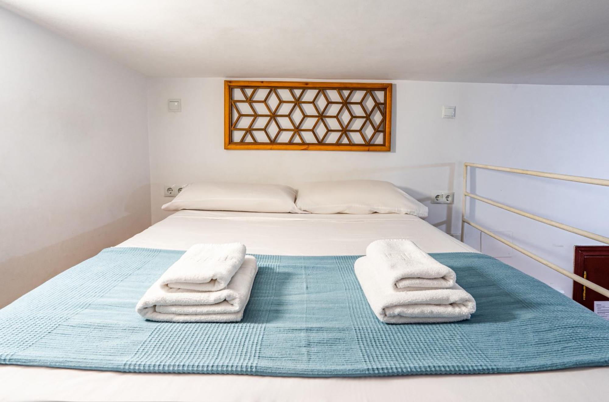 All You Need In The Historic Center Madrid Exteriér fotografie